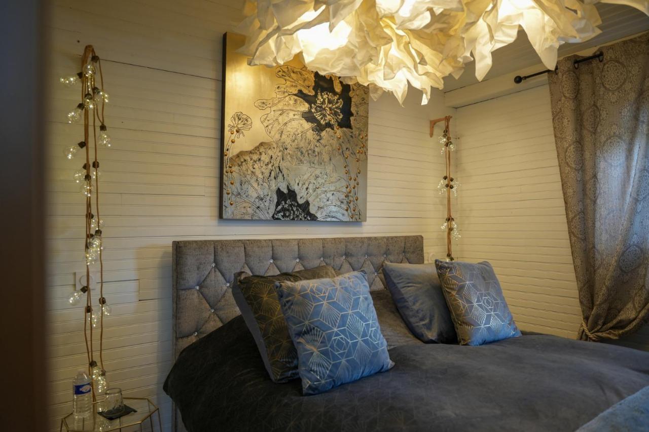 Kaebane 85, Lodge Avec Spa Au Bord De L'Eau Prouilly ภายนอก รูปภาพ